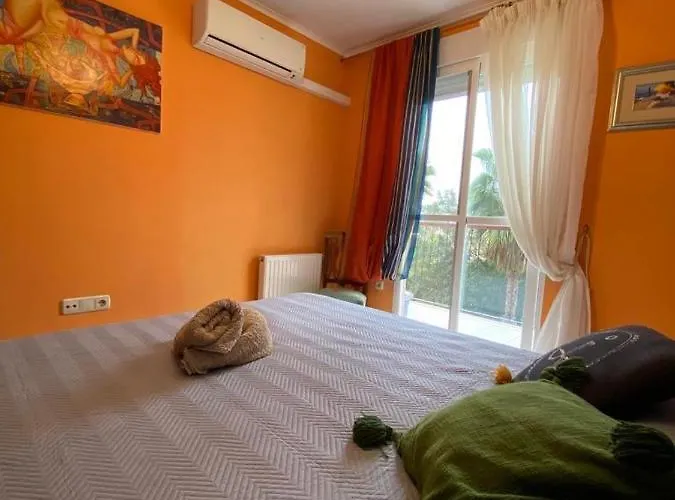 Art Julia Apartment *